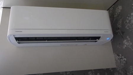 Toshiba RAS-B10J2KVRG-E